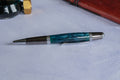 Blauw acryl - ballpoint pen